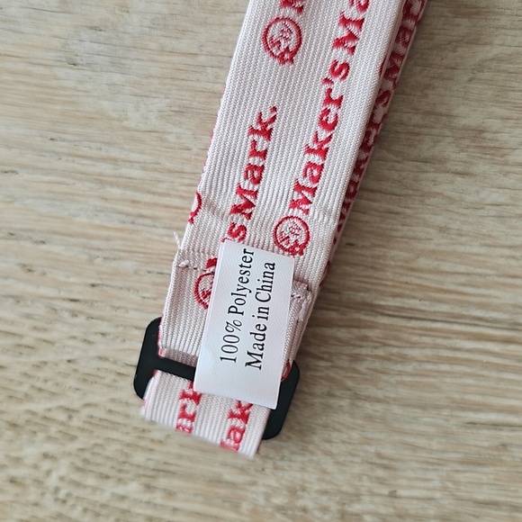 NWOT Maker's Mark Whiskey Bow Tie - Picture 6 of 6